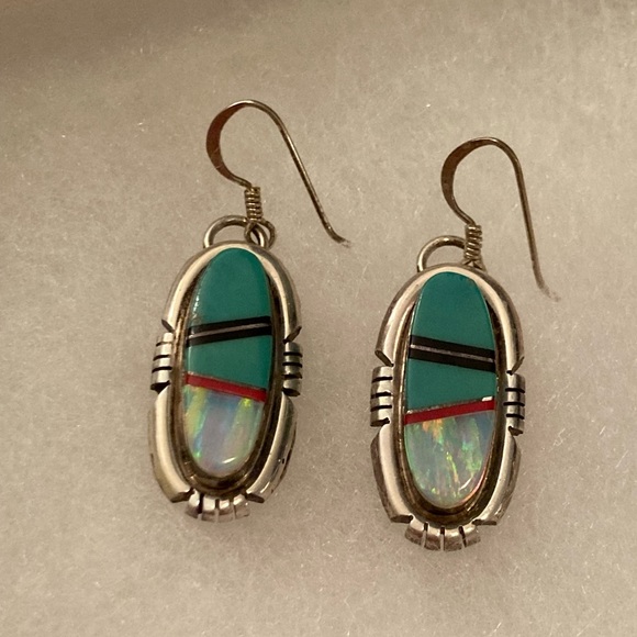 Zuni Native American Inlay Earrings - Picture 6 of 10
